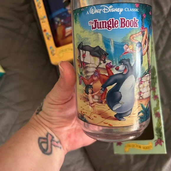 Never Used, 1994 Disney Collector Series Glasses from BK - Picture 4 of 16